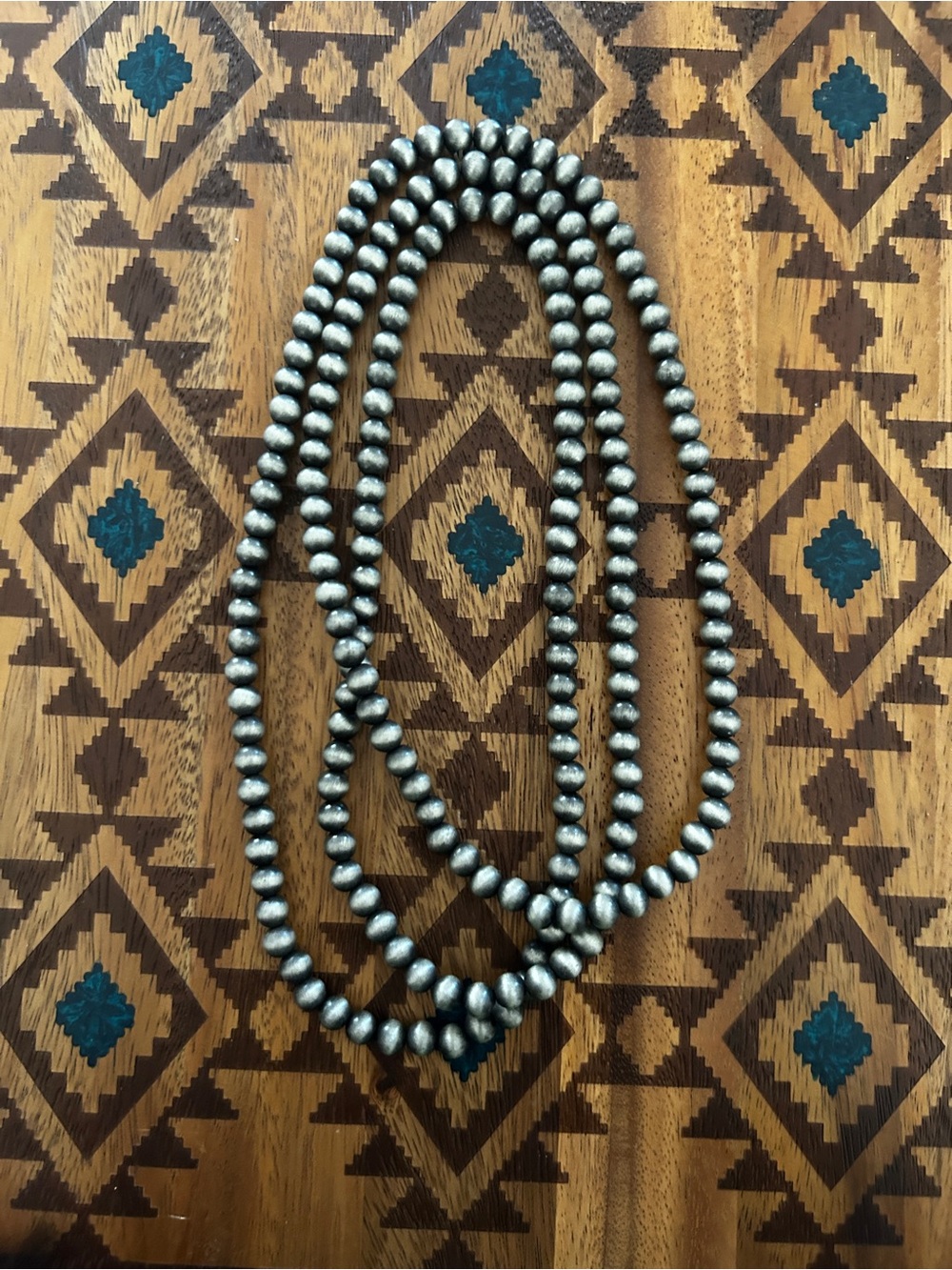 Silver Bead Layered Necklace — Women's Fashion Jewelry